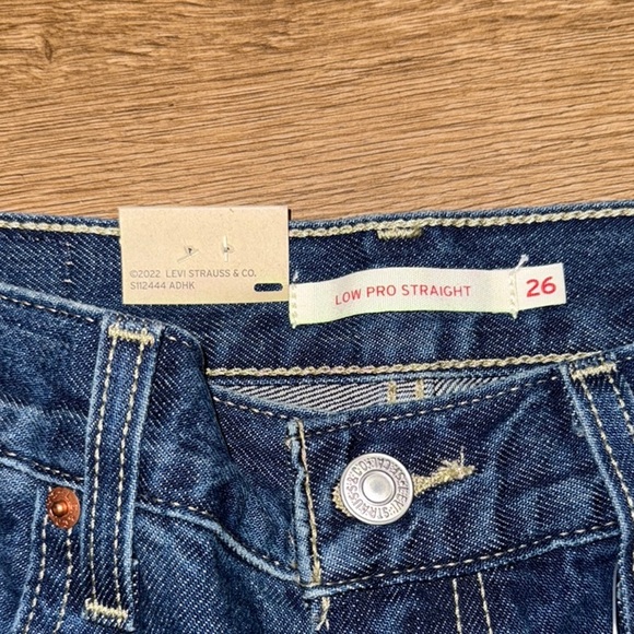 NWT LEVIS LOW PRO STRAIGHT JEANS - Picture 4 of 5
